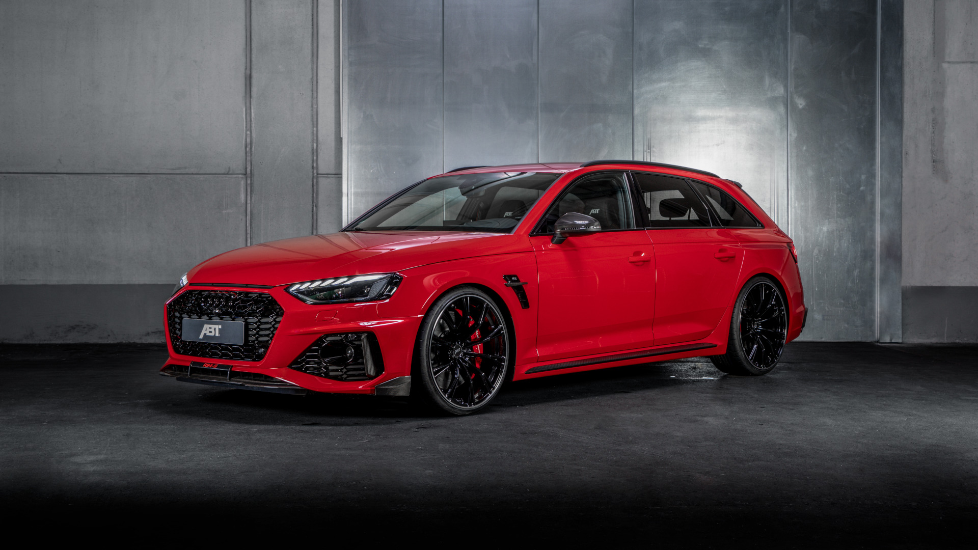 Red RS4-S from the side front view in the hall